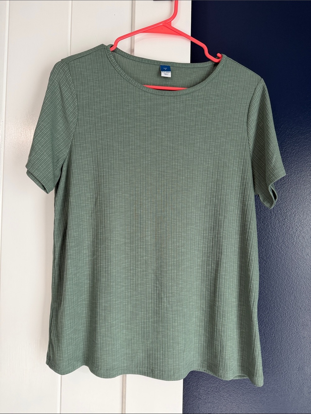 Old Navy Short Sleeve Ribbed Tee in Sage Green